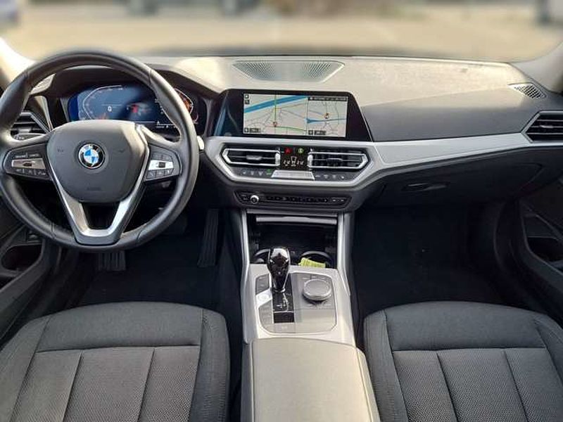 BMW 318 d Touring Advantage/NAVI/DAB/LED/Live Cockpit