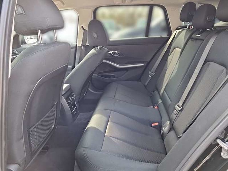 BMW 318 d Touring Advantage/NAVI/DAB/LED/Live Cockpit